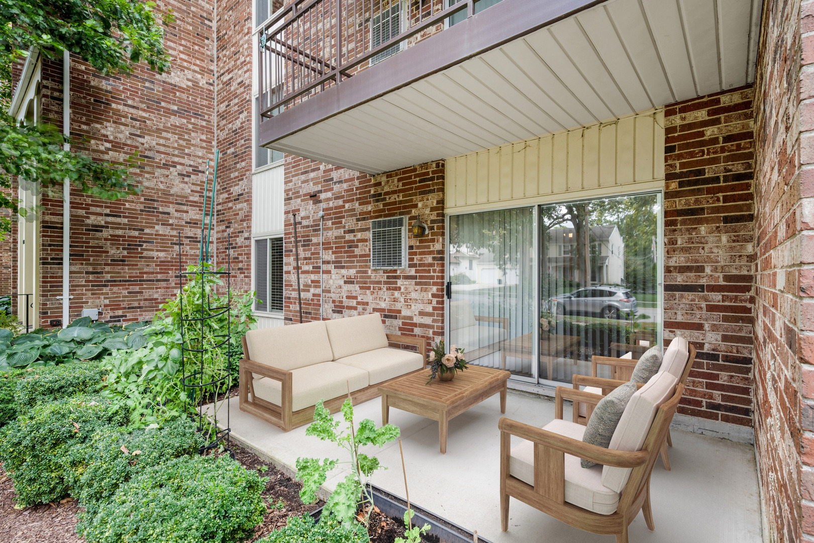 4900 Forest Avenue #108, Downers Grove, IL 60515