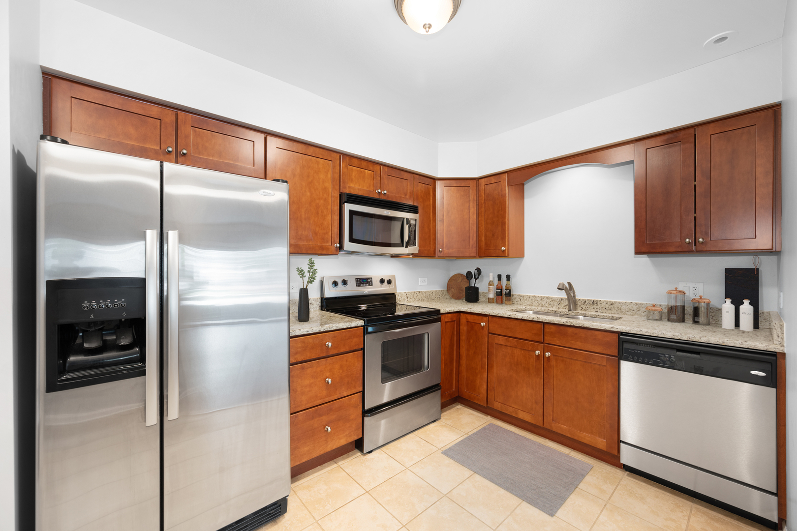 4900 Forest Avenue #108, Downers Grove, IL 60515