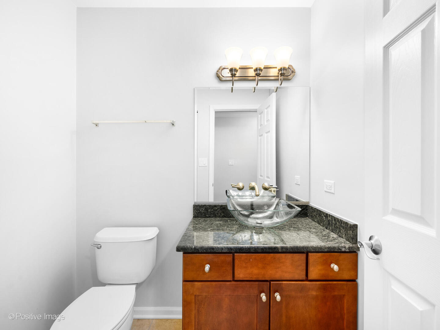 4900 Forest Avenue #108, Downers Grove, IL 60515