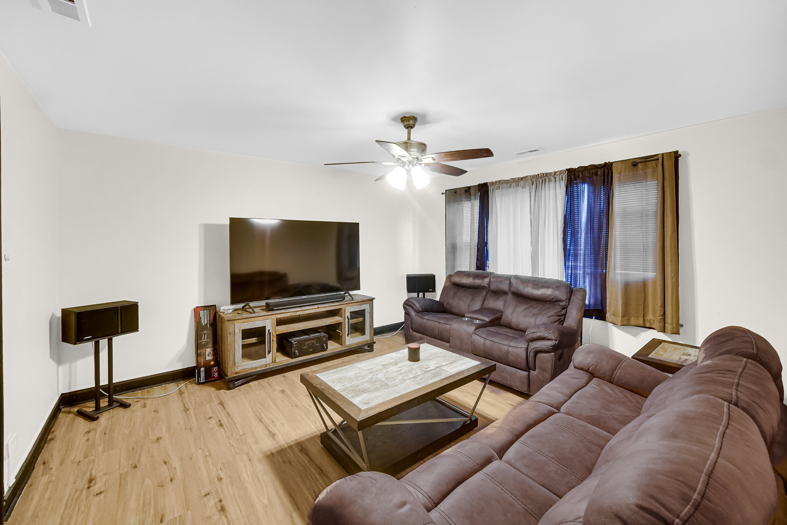 8907 S Cottage Grove Avenue, Chicago, IL 60619