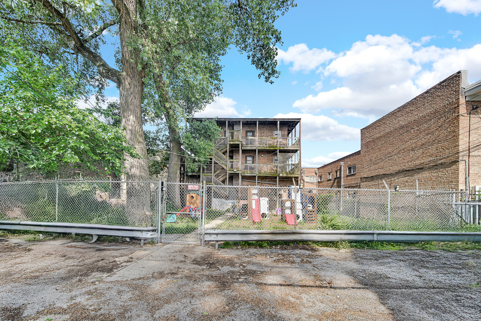 8907 S Cottage Grove Avenue, Chicago, IL 60619