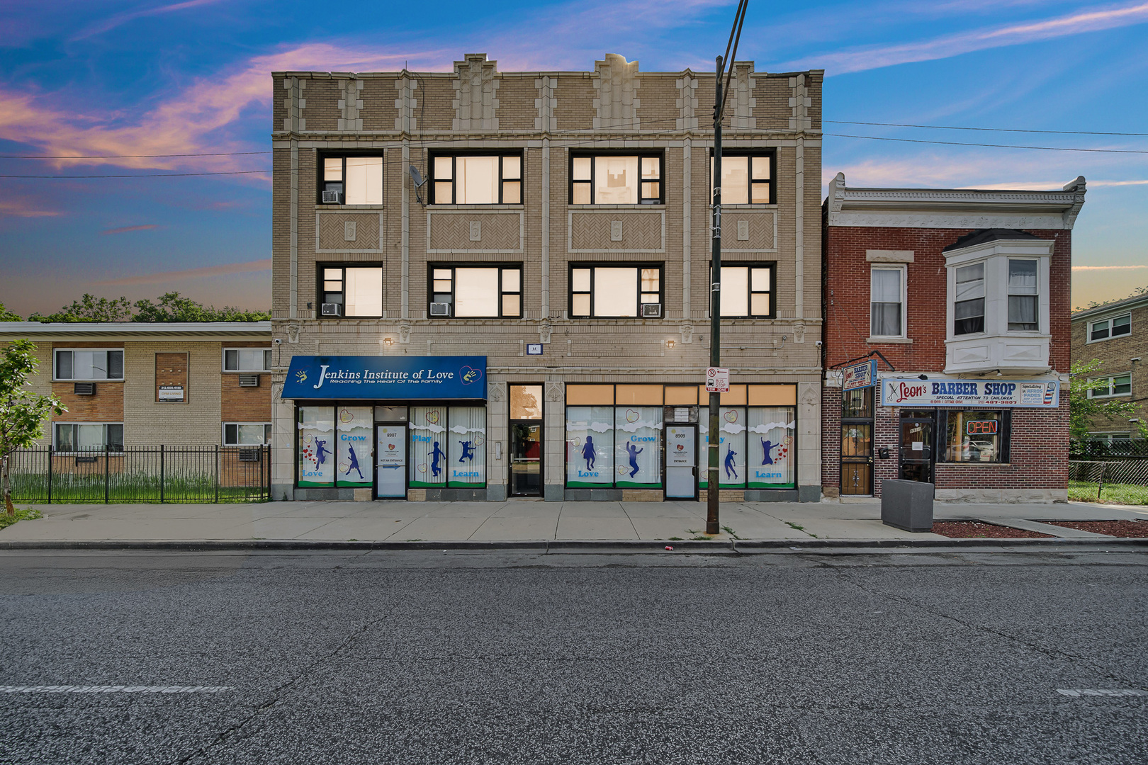 8907 S Cottage Grove Avenue, Chicago, IL 60619