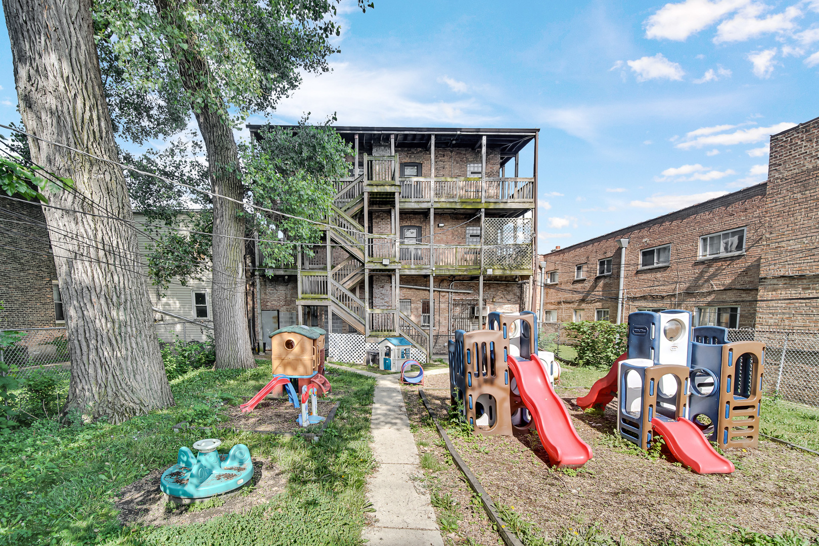 8907 S Cottage Grove Avenue, Chicago, IL 60619