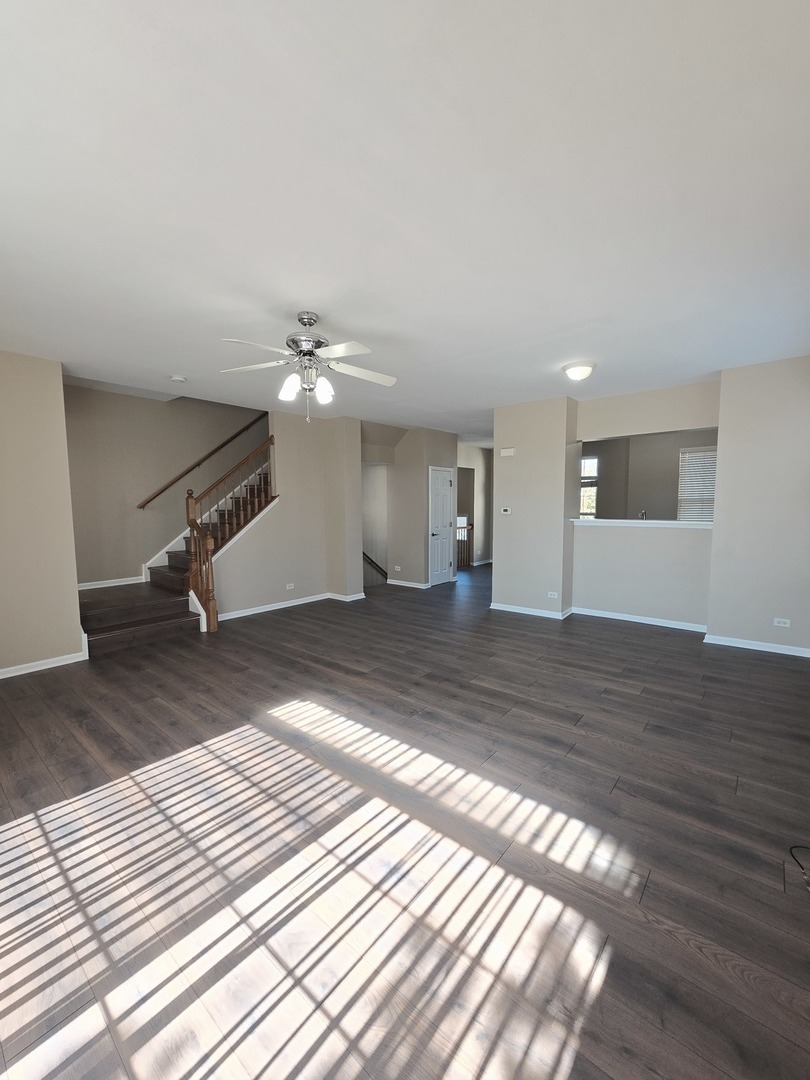 3401 Kentshire Circle #3401, Aurora, IL 60504