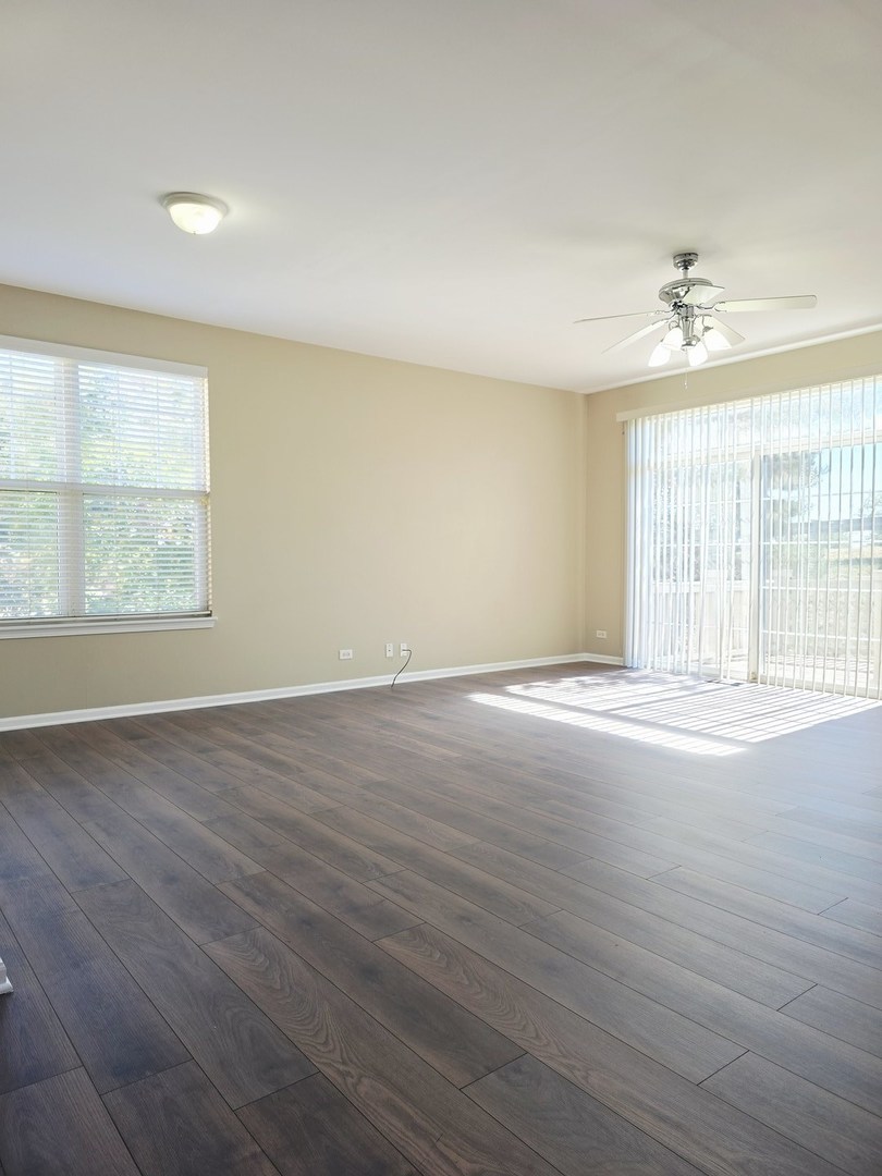 3401 Kentshire Circle #3401, Aurora, IL 60504