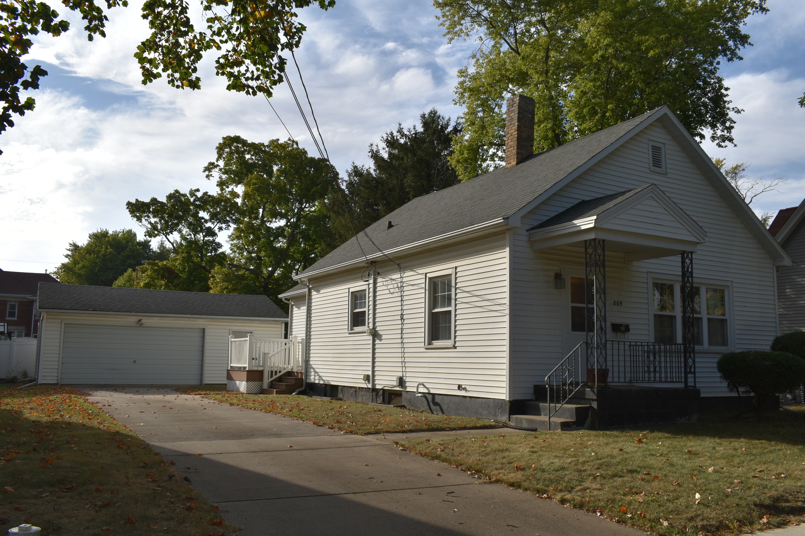 809 S Mason Street, Bloomington, IL 61701