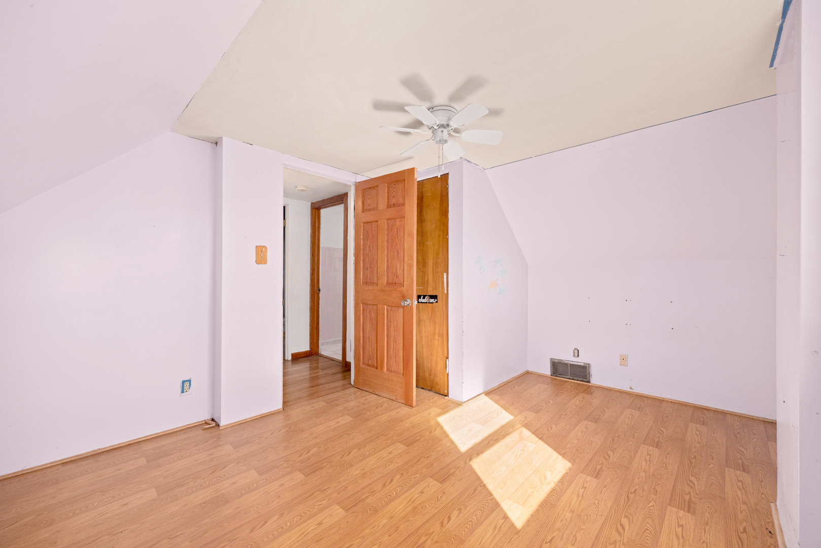 11 166th Street, Calumet City, IL 60409