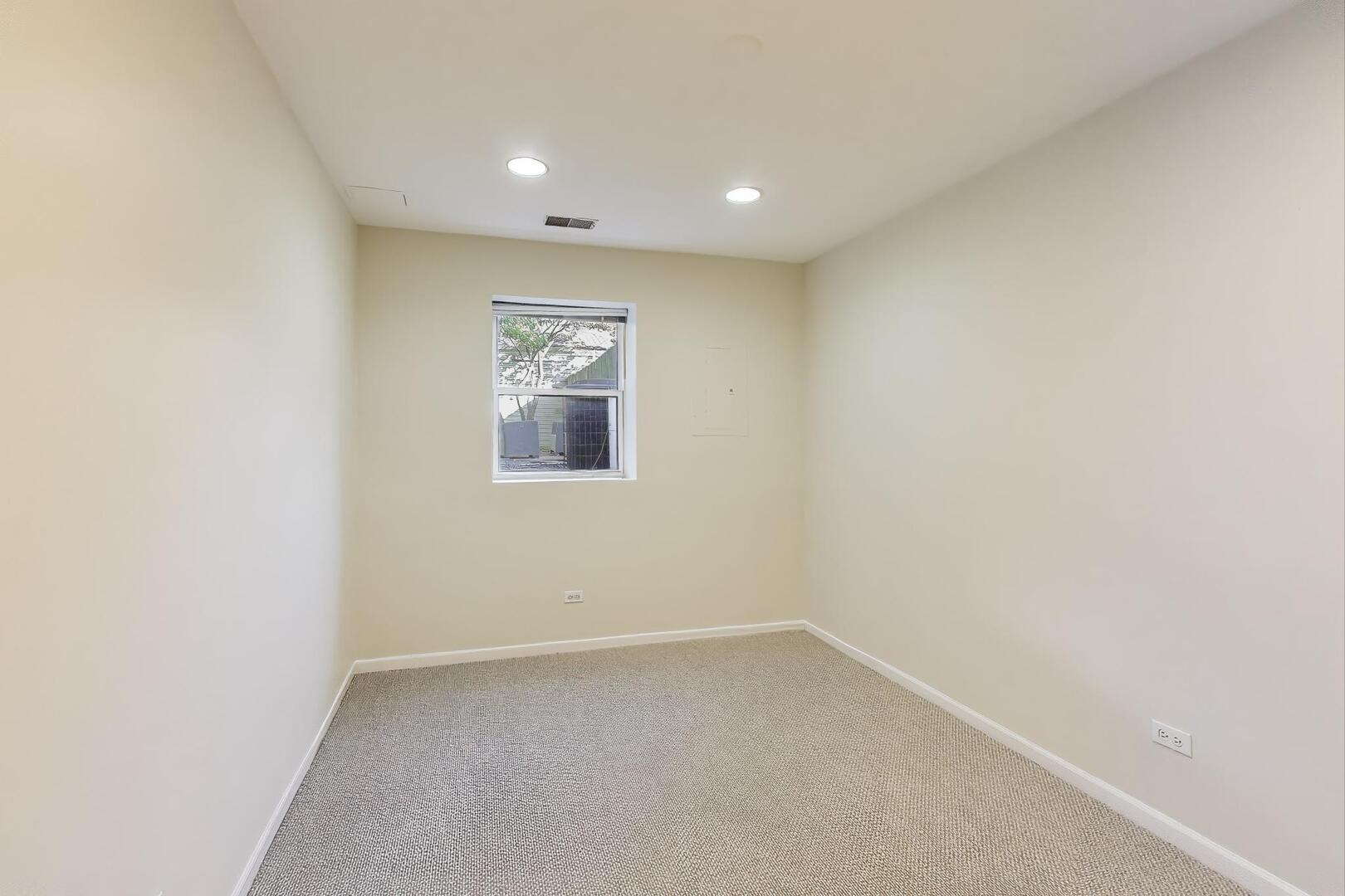 2318 W Flournoy Street #G, Chicago, IL 60612