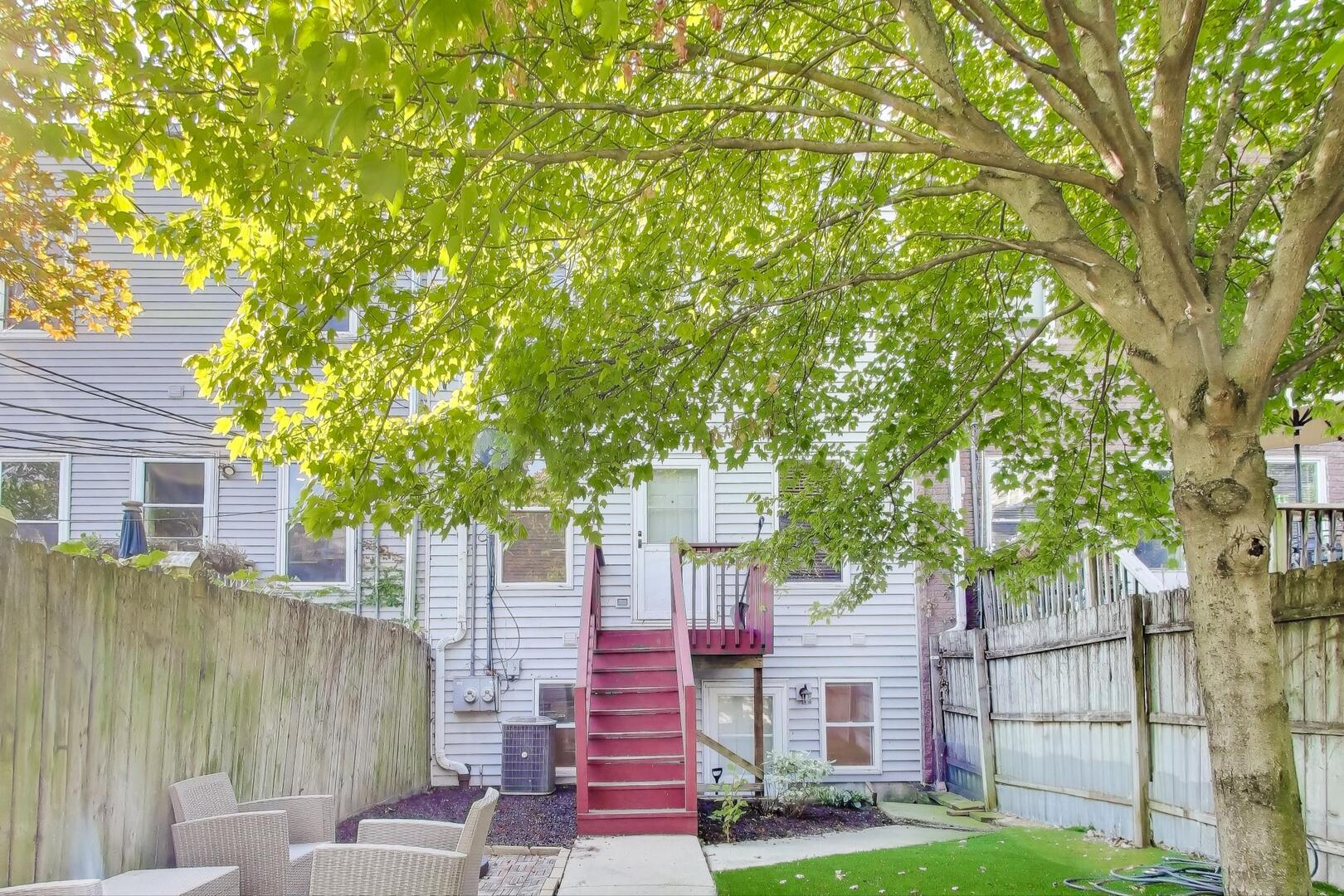 2318 W Flournoy Street #G, Chicago, IL 60612