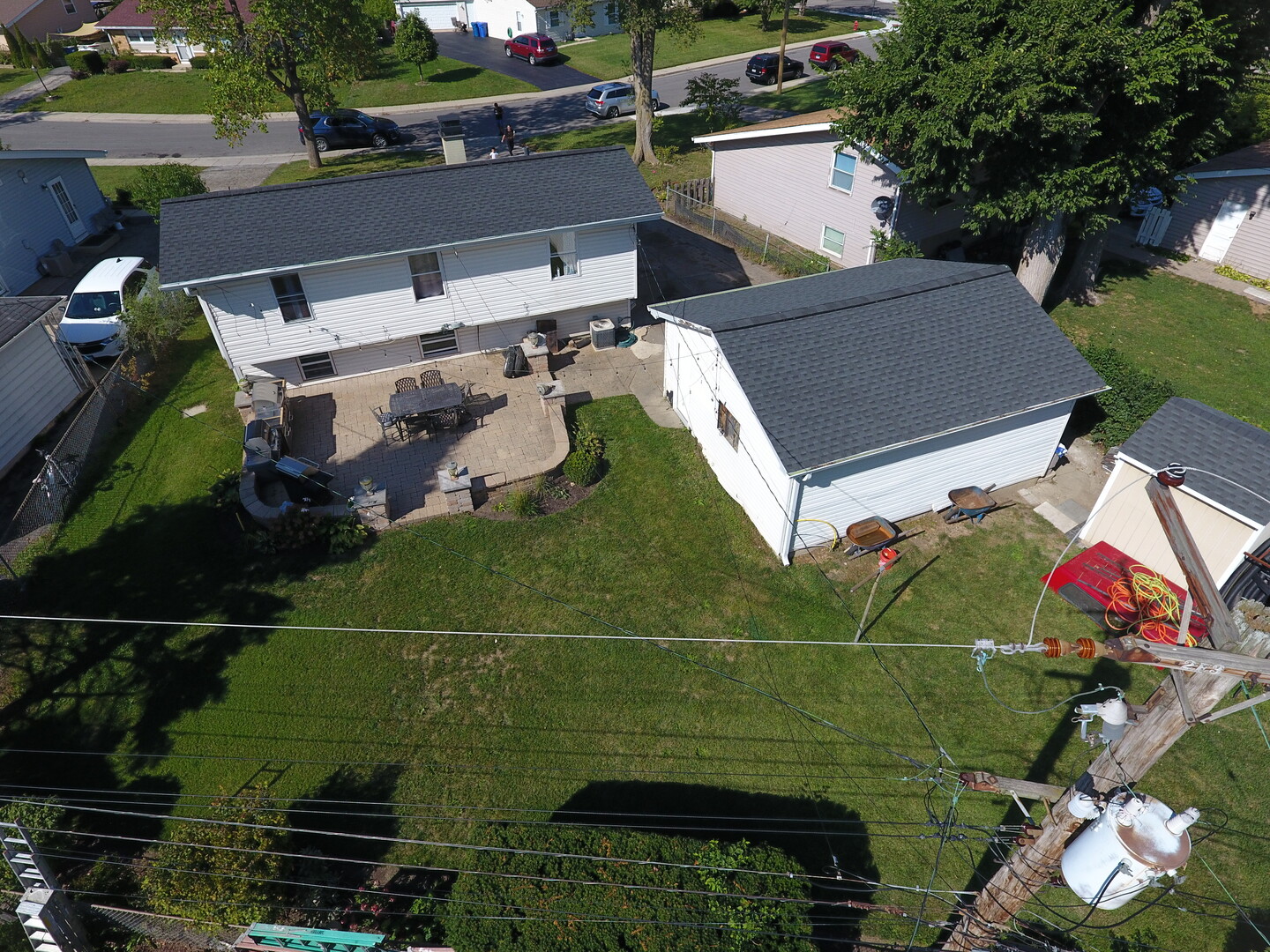105 Siesta Road, Carpentersville, IL 60110