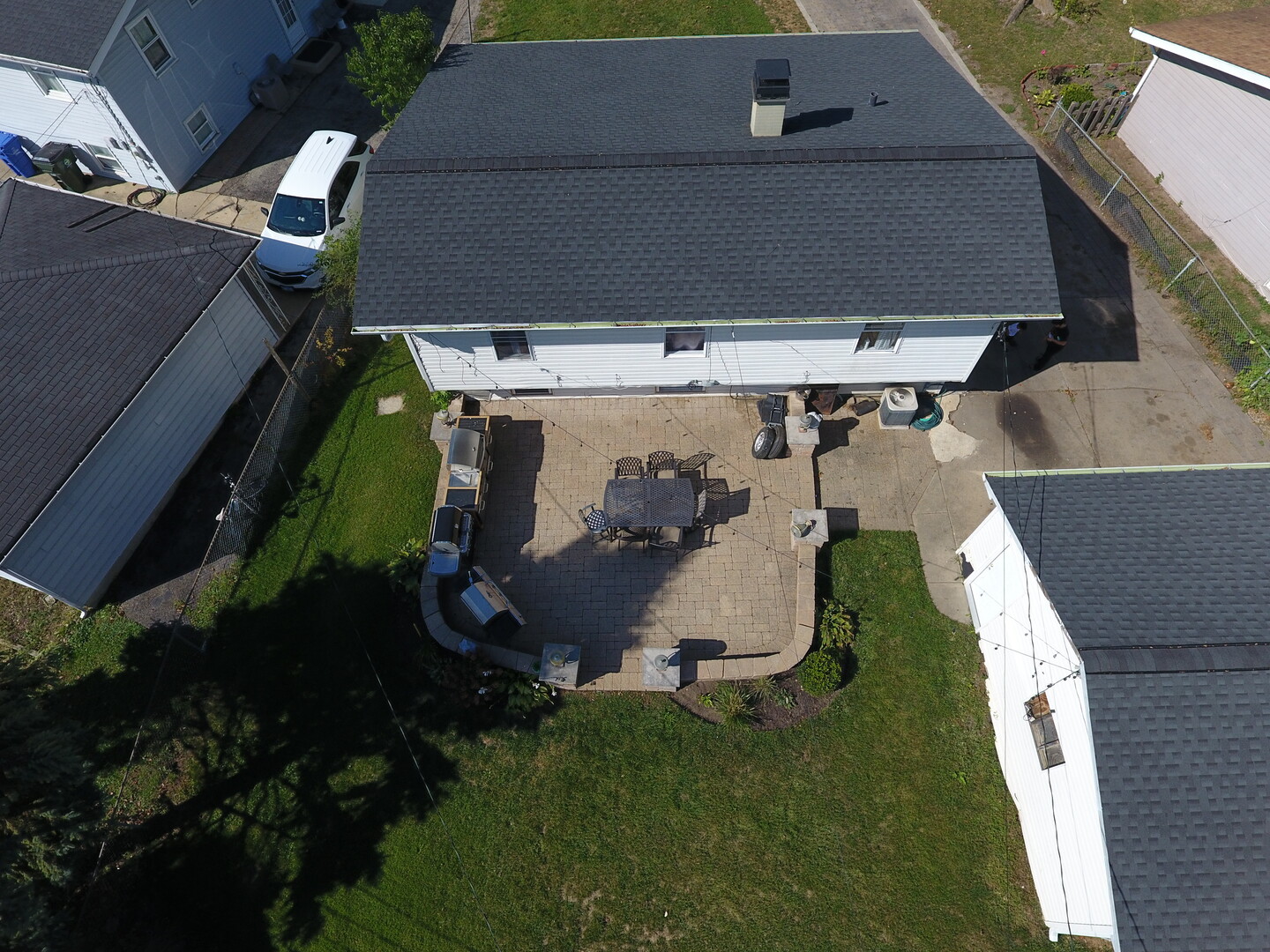 105 Siesta Road, Carpentersville, IL 60110