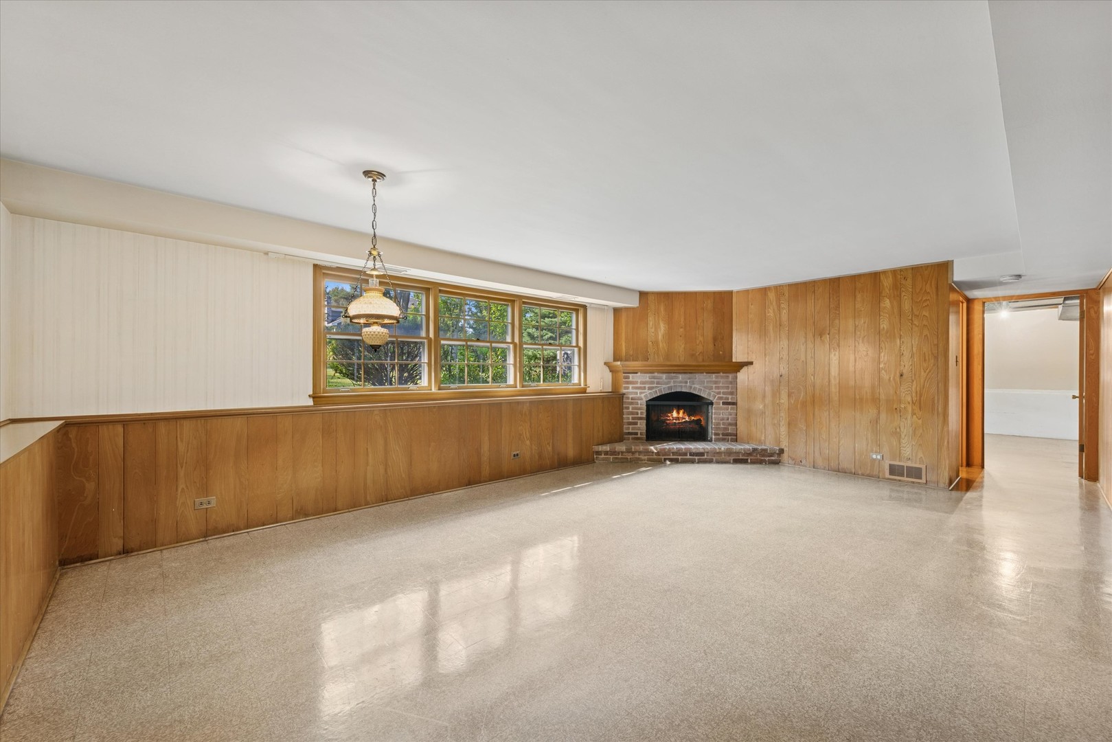 930 Harding Road, Hinsdale, IL 60521