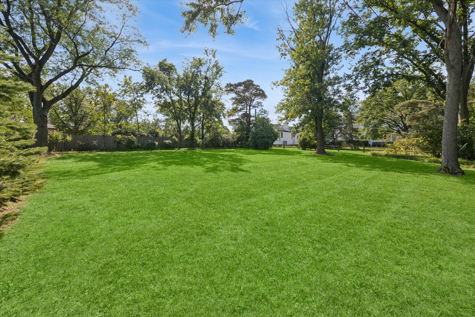930 Harding Road, Hinsdale, IL 60521