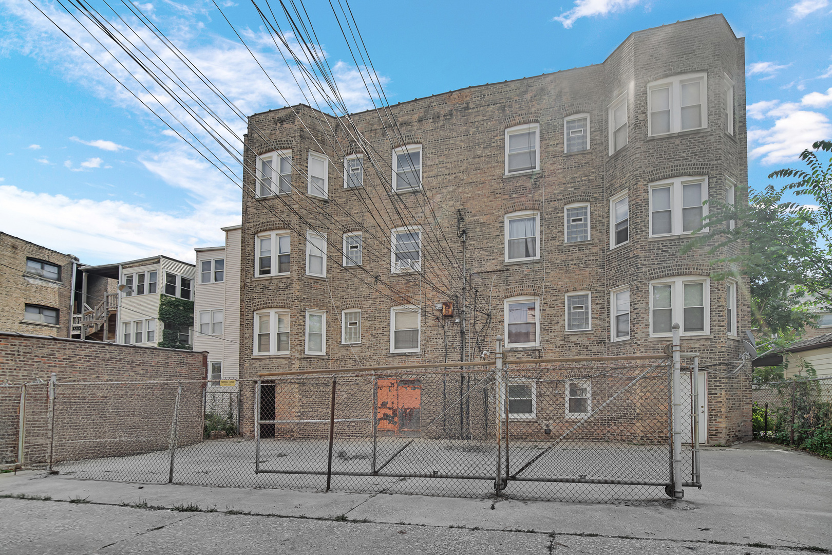 8018 S Eberhart Avenue, Chicago, IL 60619