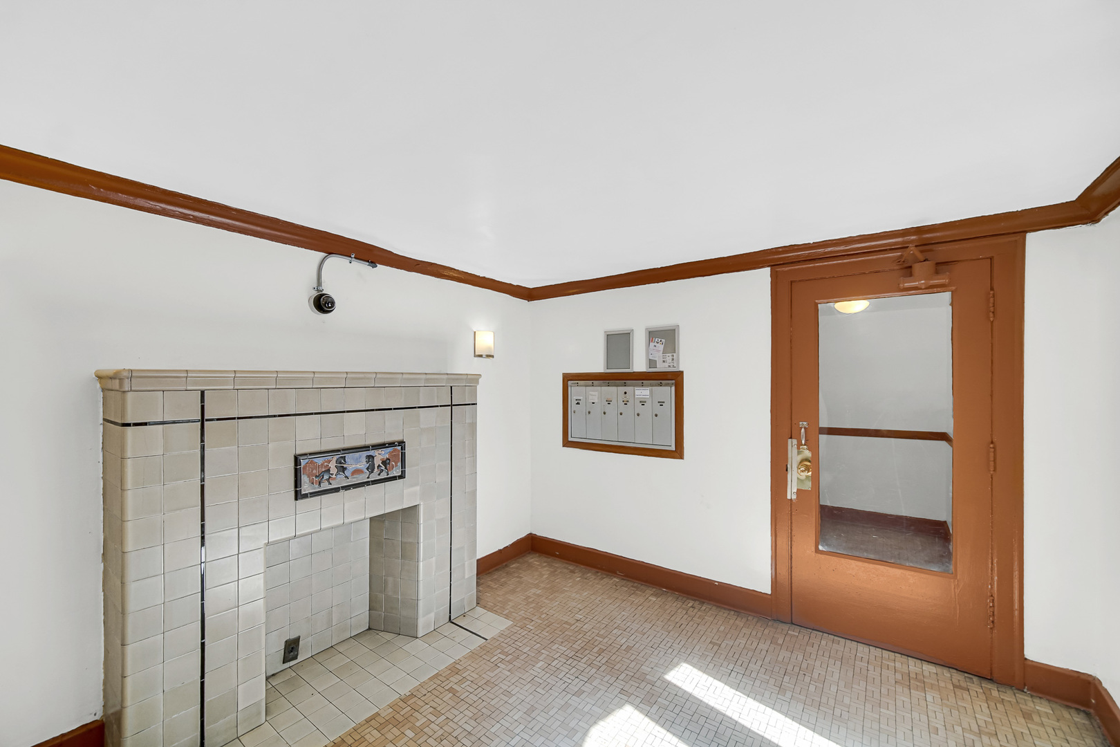 8018 S Eberhart Avenue, Chicago, IL 60619