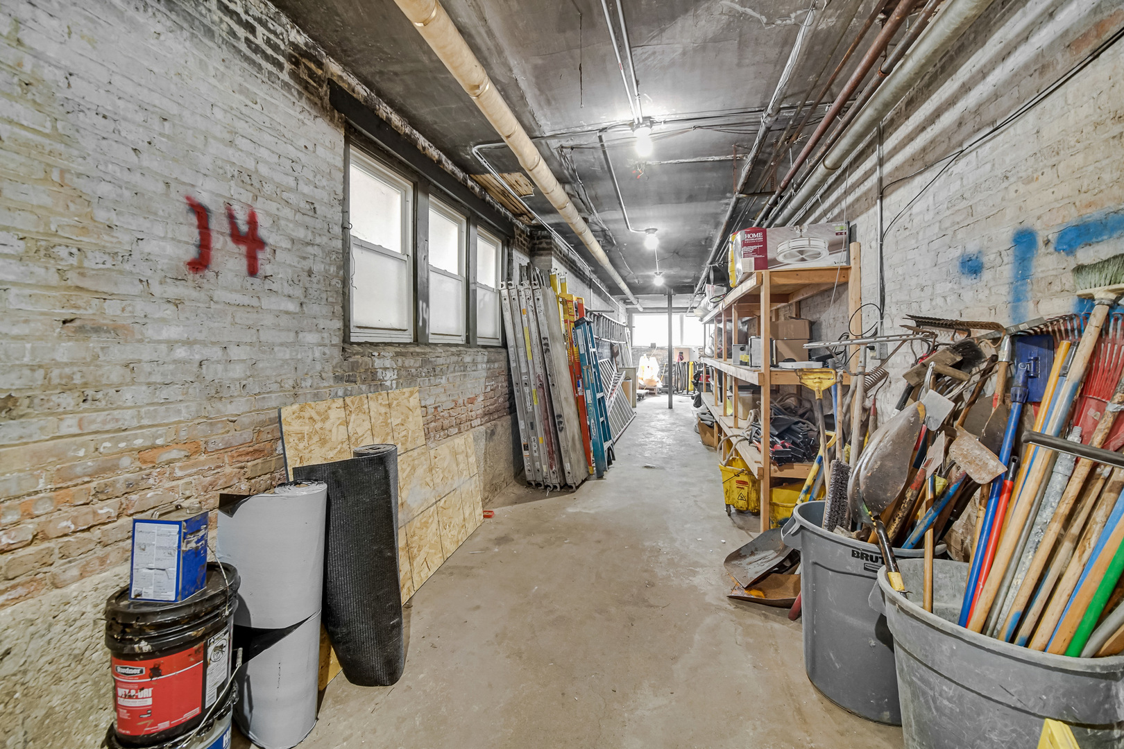 8018 S Eberhart Avenue, Chicago, IL 60619