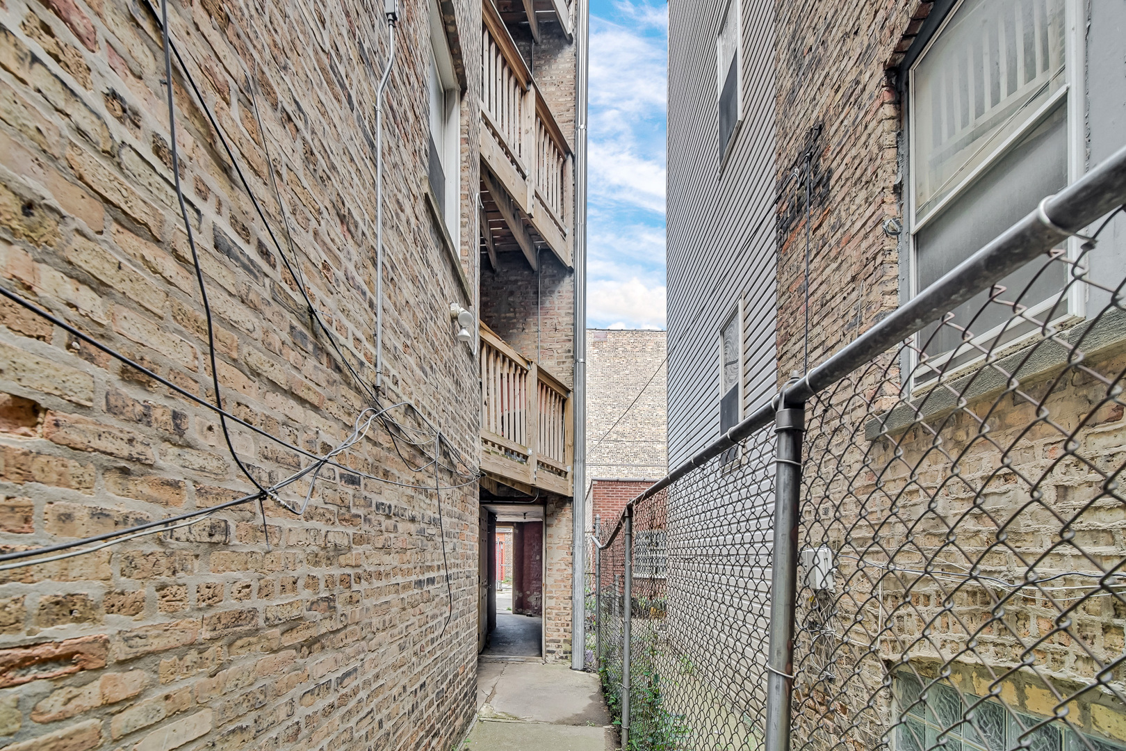 8018 S Eberhart Avenue, Chicago, IL 60619