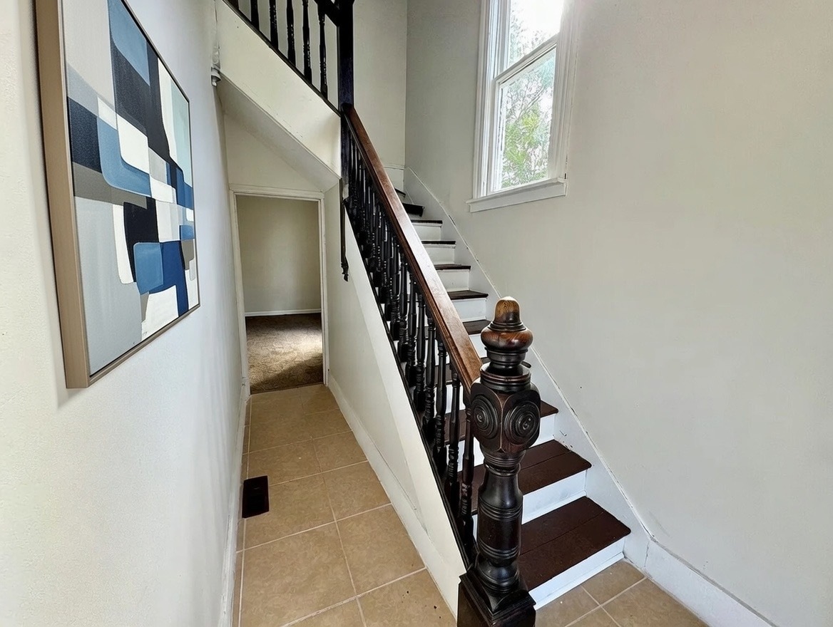 304 S Prairie Street, Bloomington, IL 61701