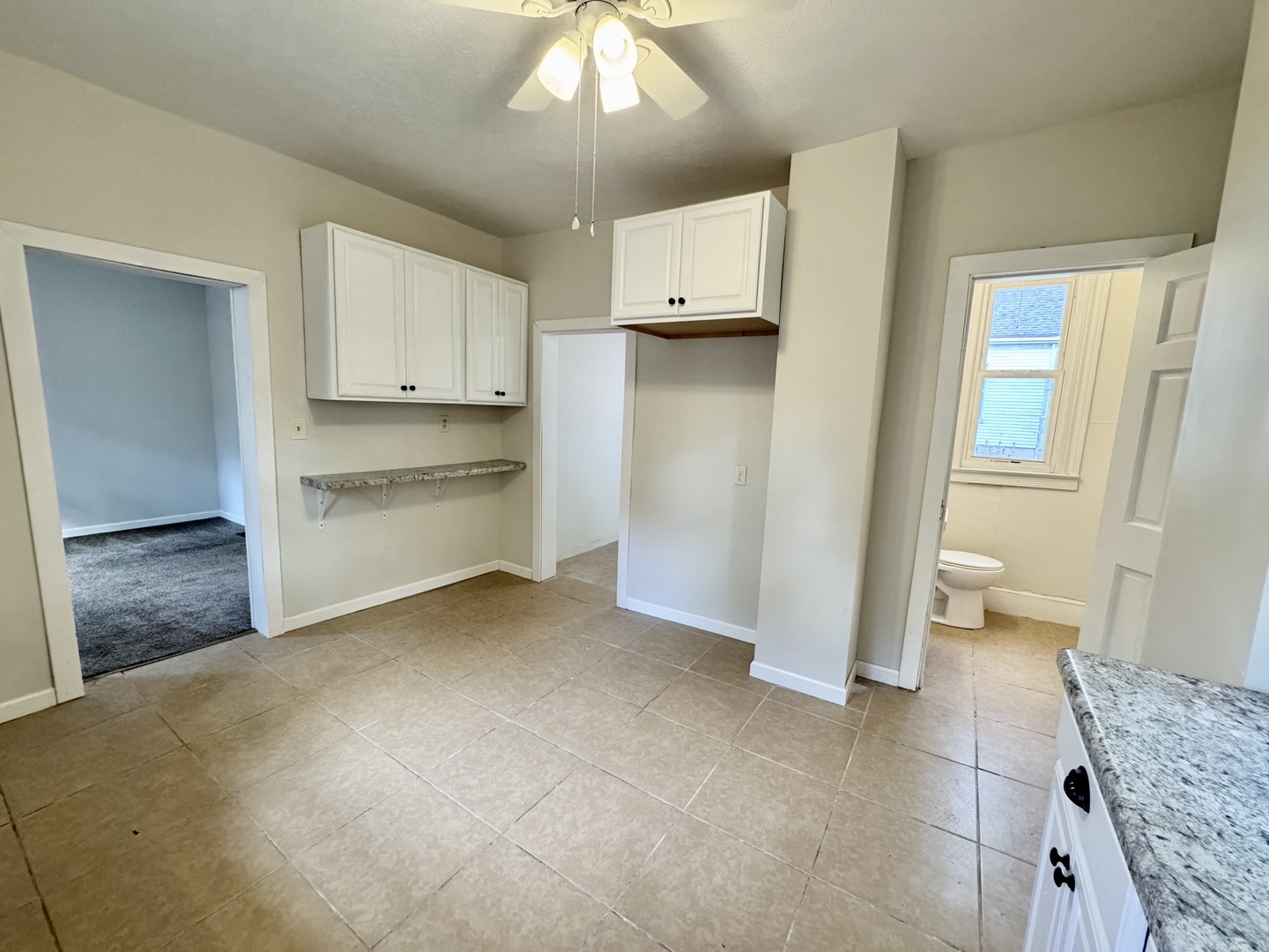 304 S Prairie Street, Bloomington, IL 61701