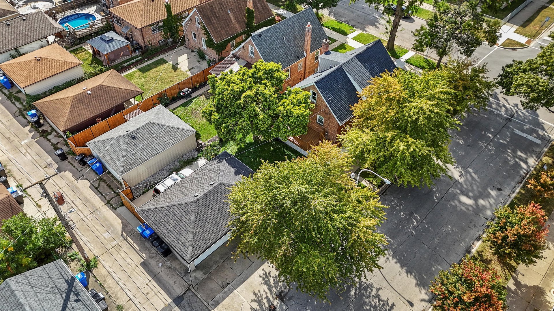 6201 S MEADE Avenue, Chicago, IL 60638