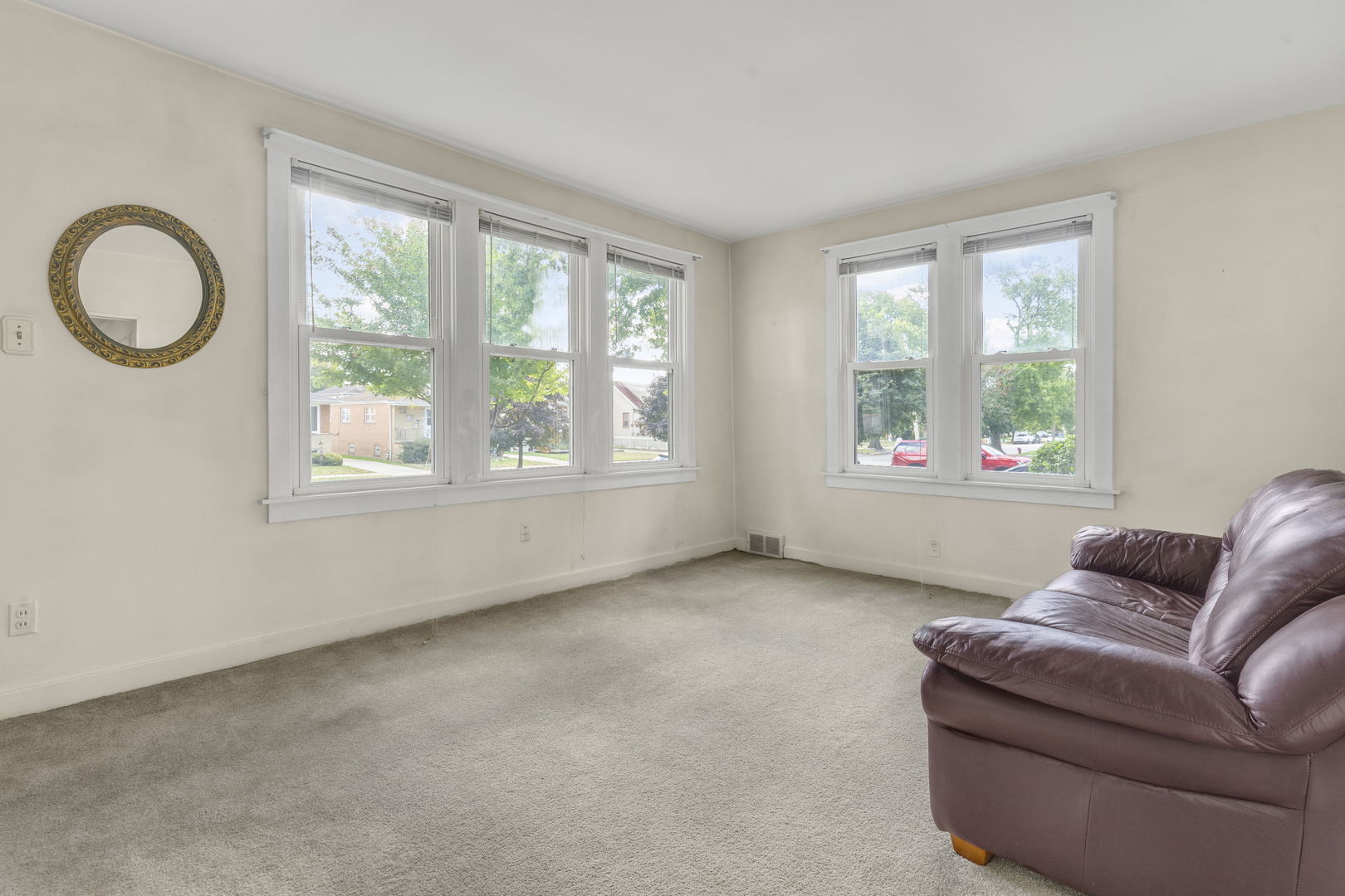 10528 S Lawndale Avenue, Chicago, IL 60655