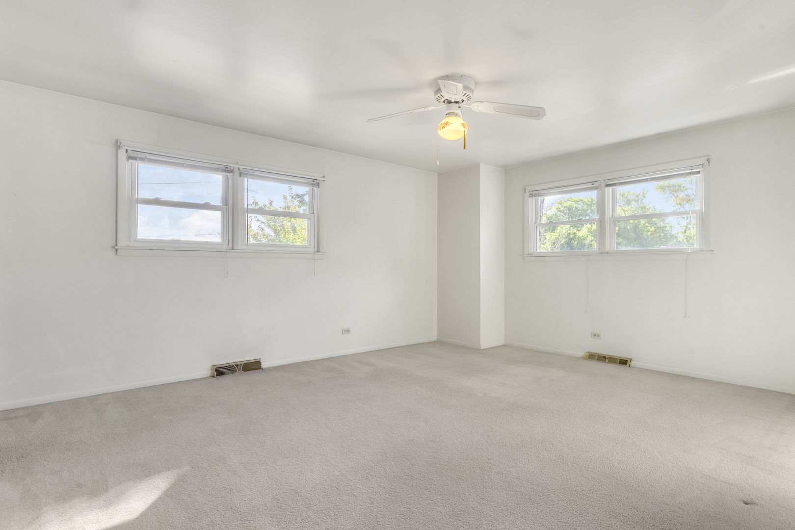 10528 S Lawndale Avenue, Chicago, IL 60655