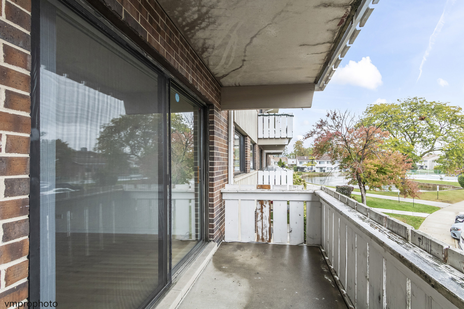 1000 Bayside Drive #212, Palatine, IL 60074