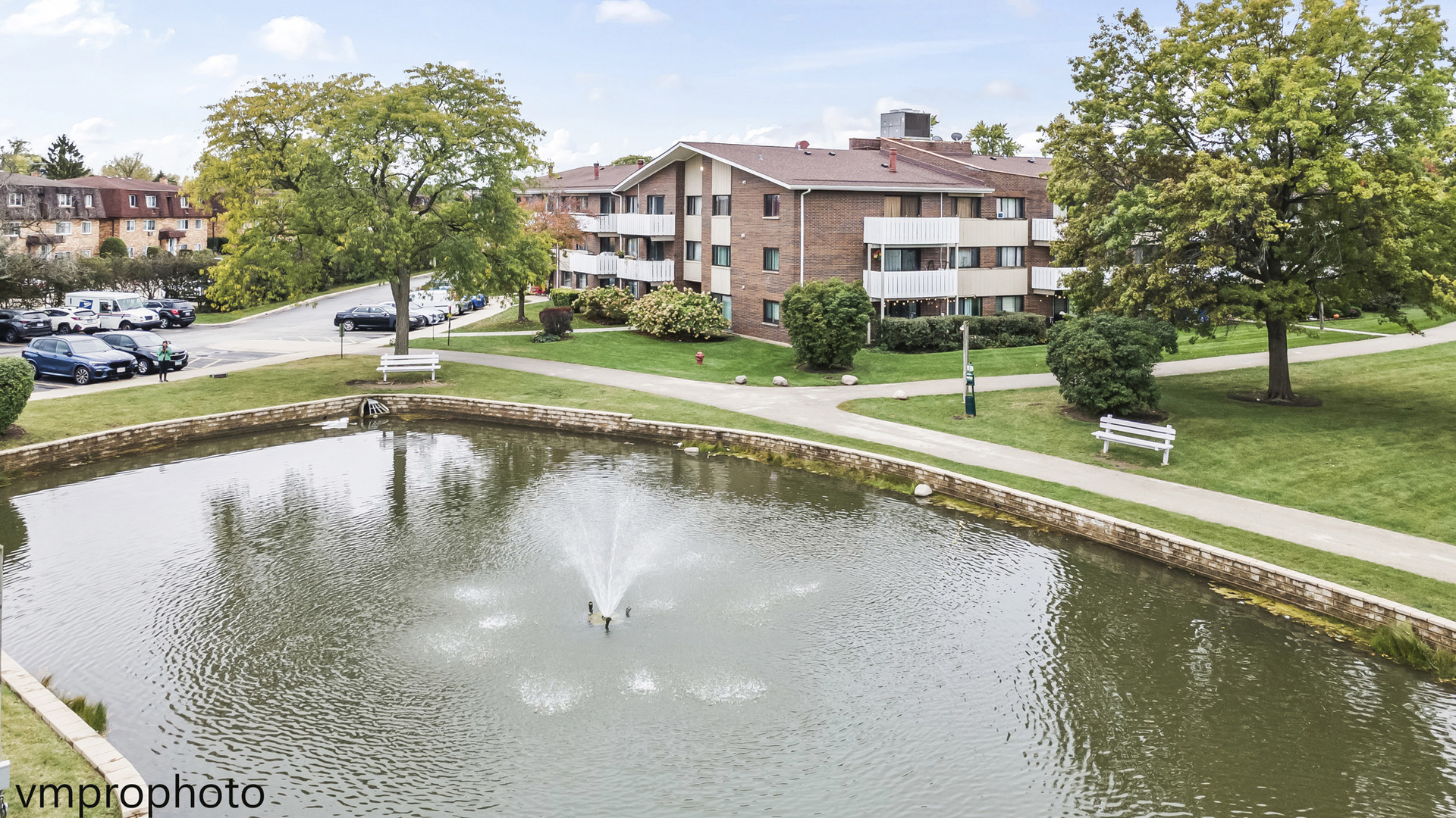 1000 Bayside Drive #212, Palatine, IL 60074