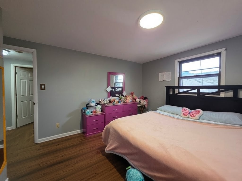 10530 S 82nd Court, Palos Hills, IL 60465