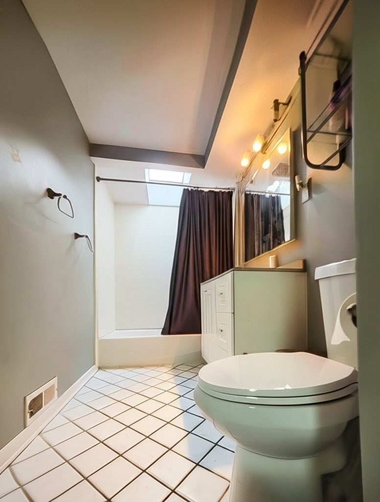 10530 S 82nd Court, Palos Hills, IL 60465