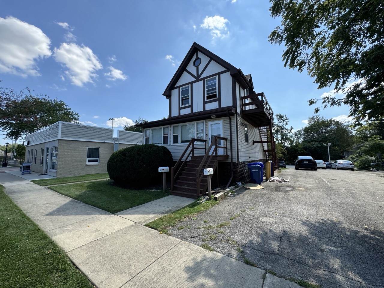 104 W Illinois Street #2, Wheaton, IL 60187
