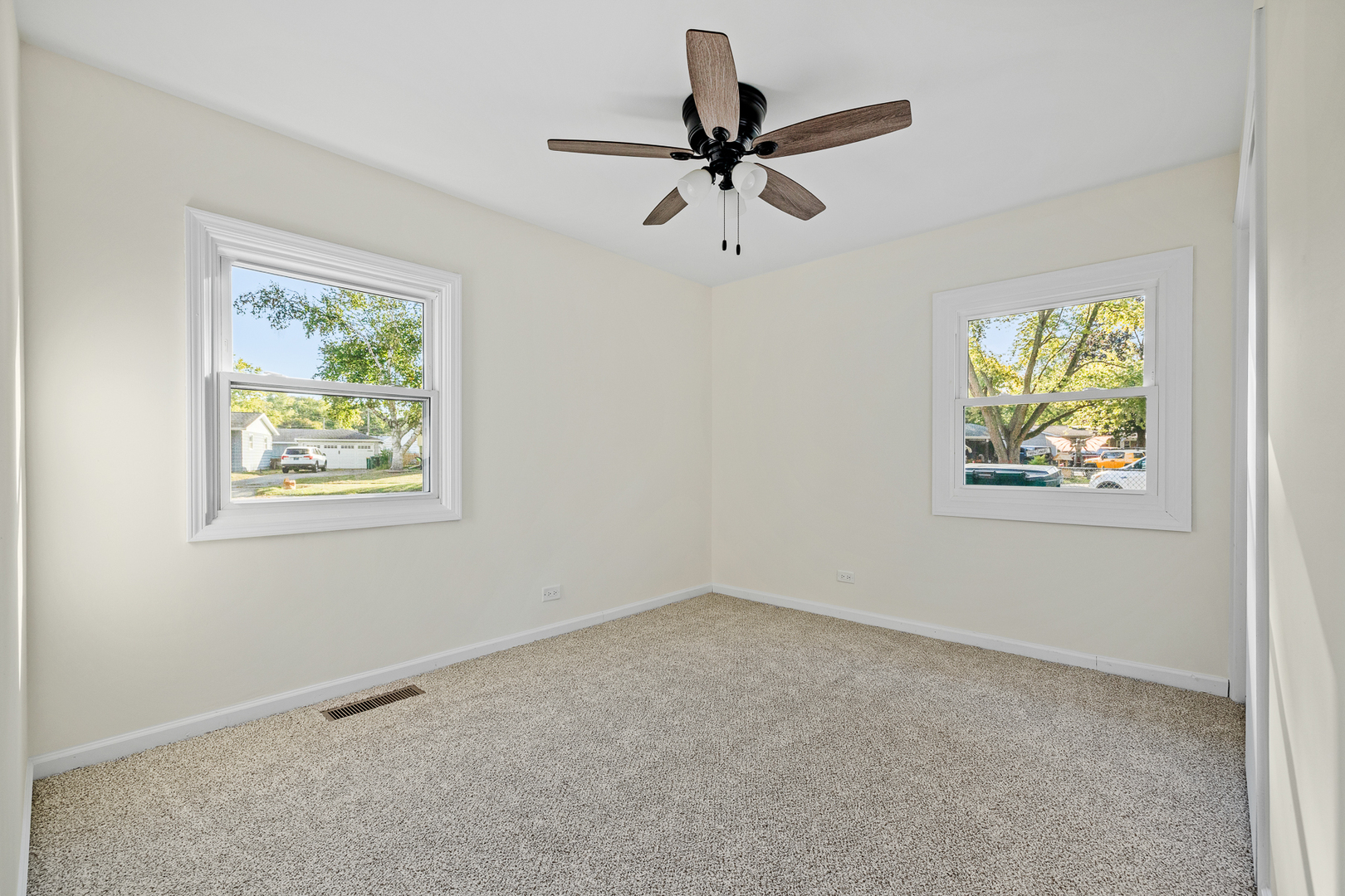 1009 Mccameron Avenue, Lockport, IL 60441