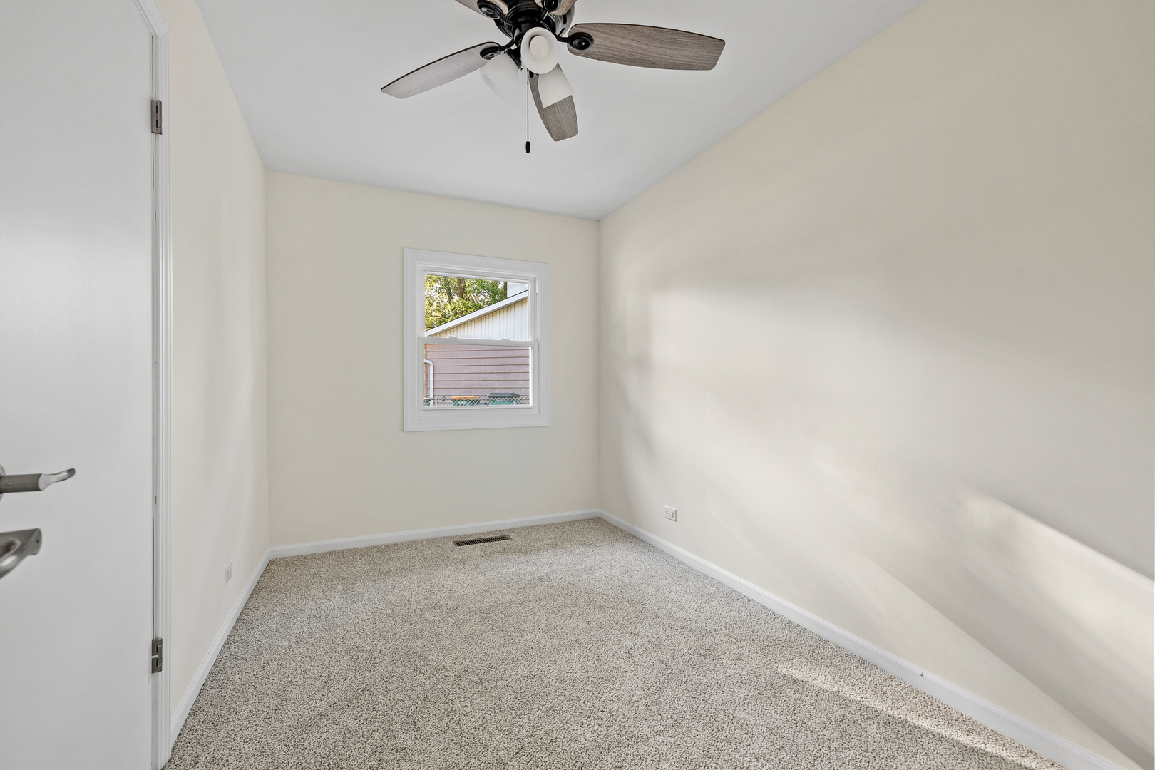 1009 Mccameron Avenue, Lockport, IL 60441