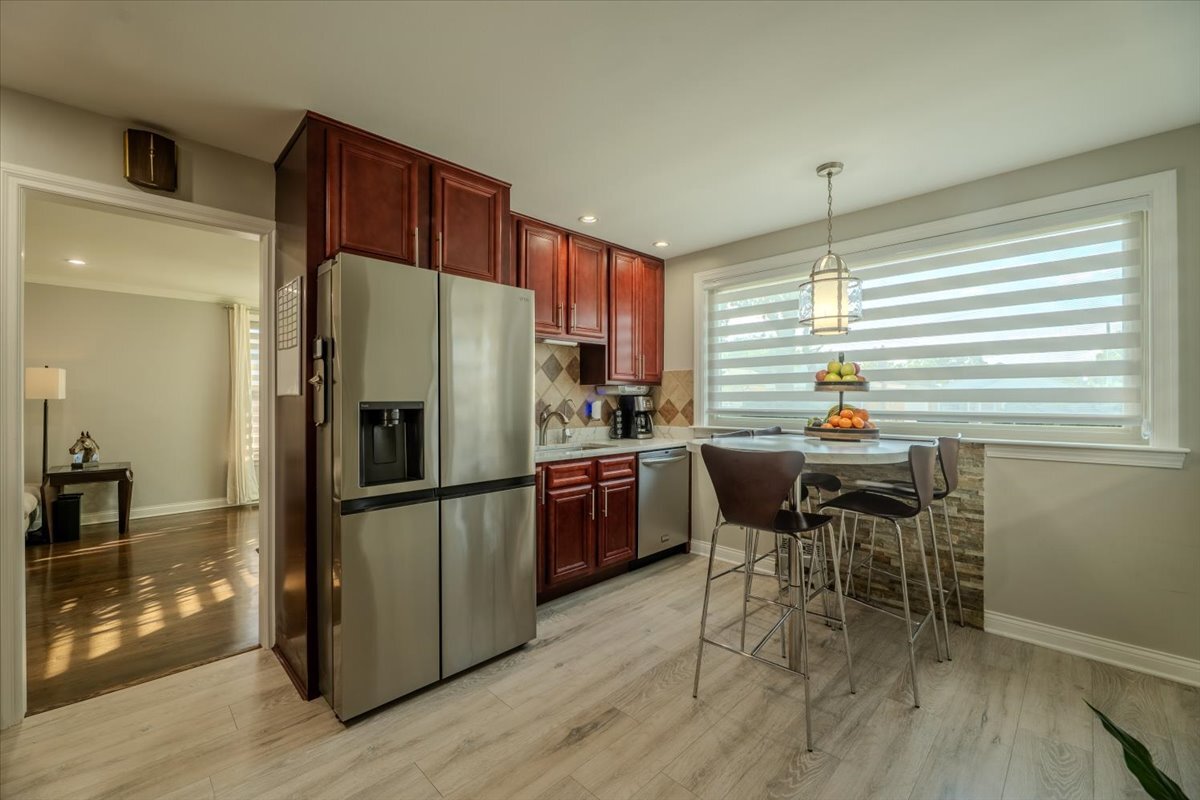 3515 LOUIS Street, Franklin Park, IL 60131