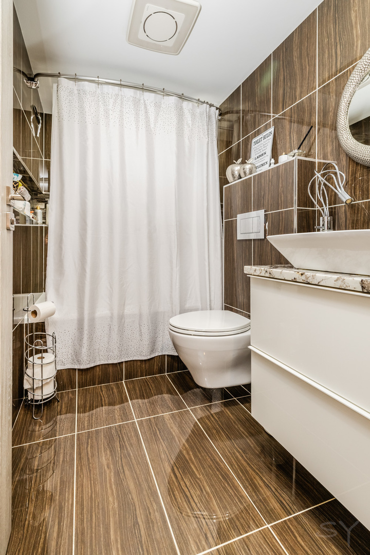 10288 Southwest Highway #3D, Chicago Ridge, IL 60415