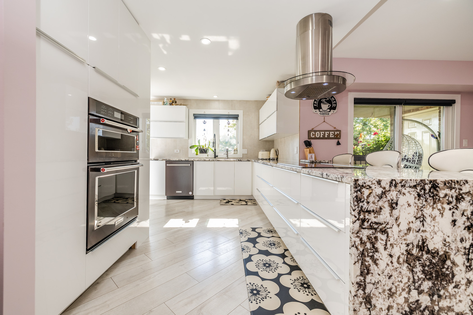 10288 Southwest Highway #3D, Chicago Ridge, IL 60415