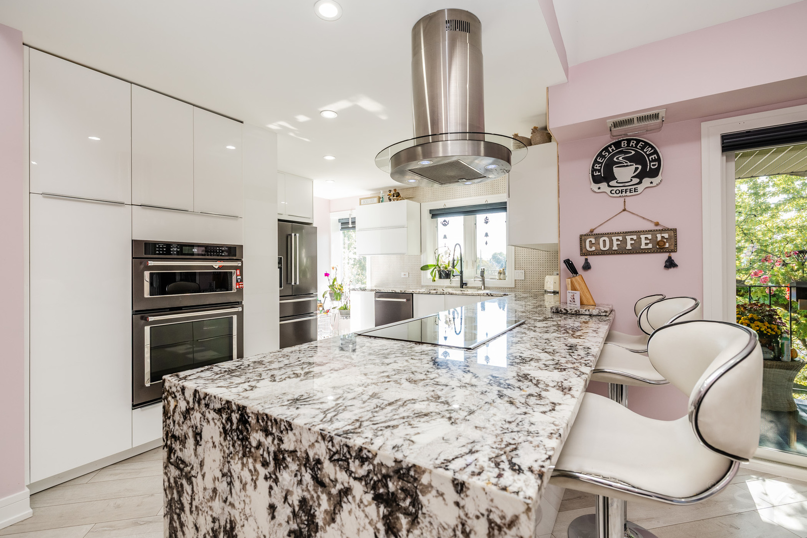 10288 Southwest Highway #3D, Chicago Ridge, IL 60415