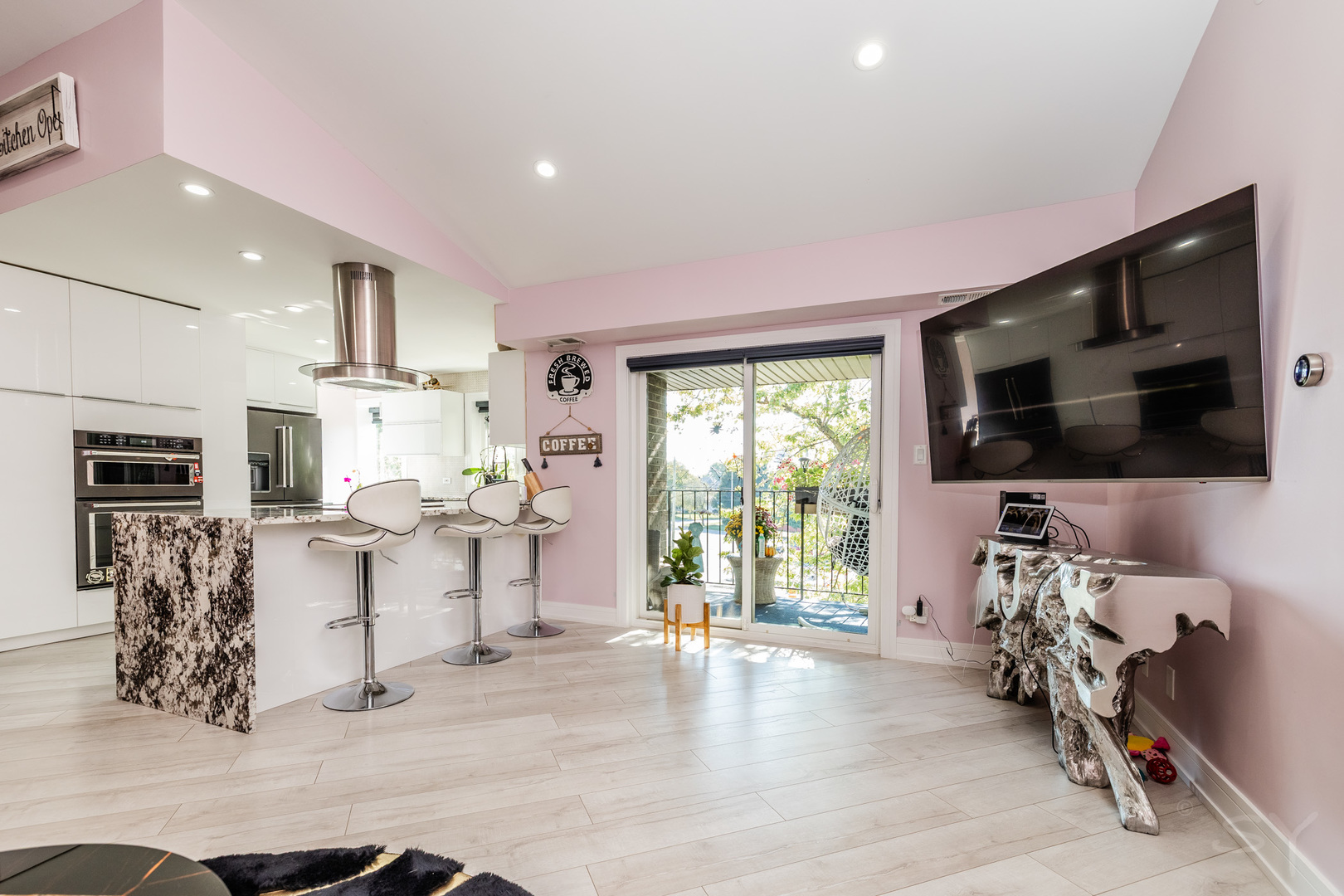 10288 Southwest Highway #3D, Chicago Ridge, IL 60415