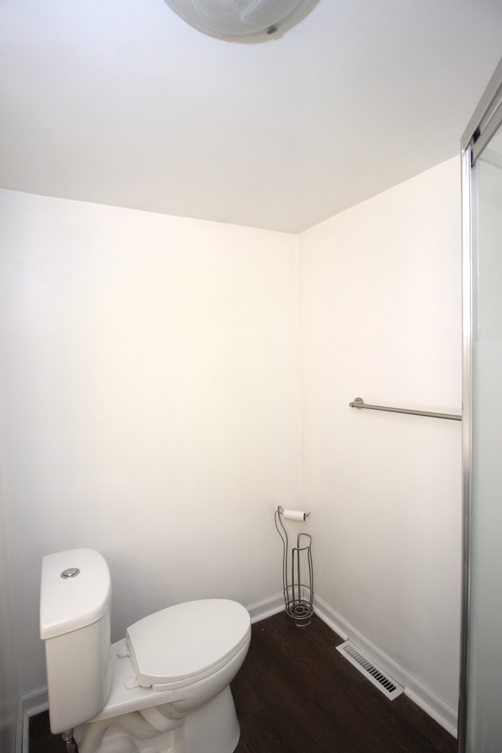 405 N Elm Street, Lexington, IL 61753