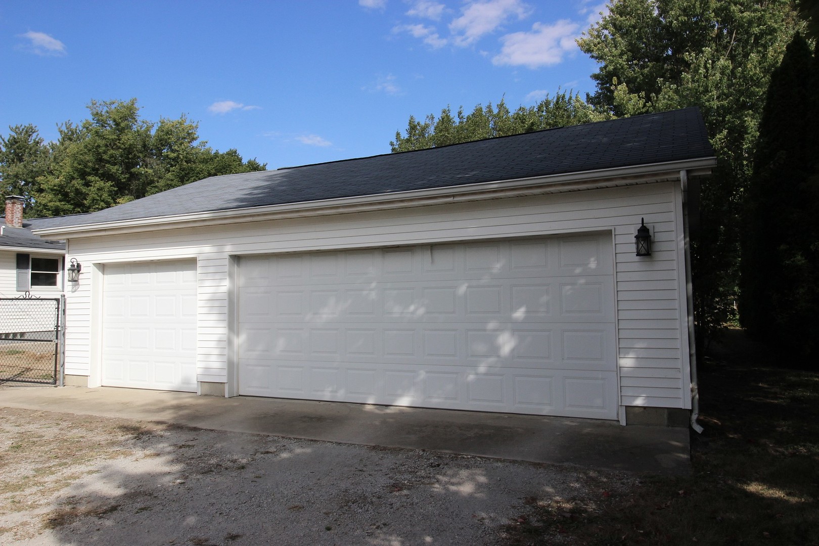 405 N Elm Street, Lexington, IL 61753