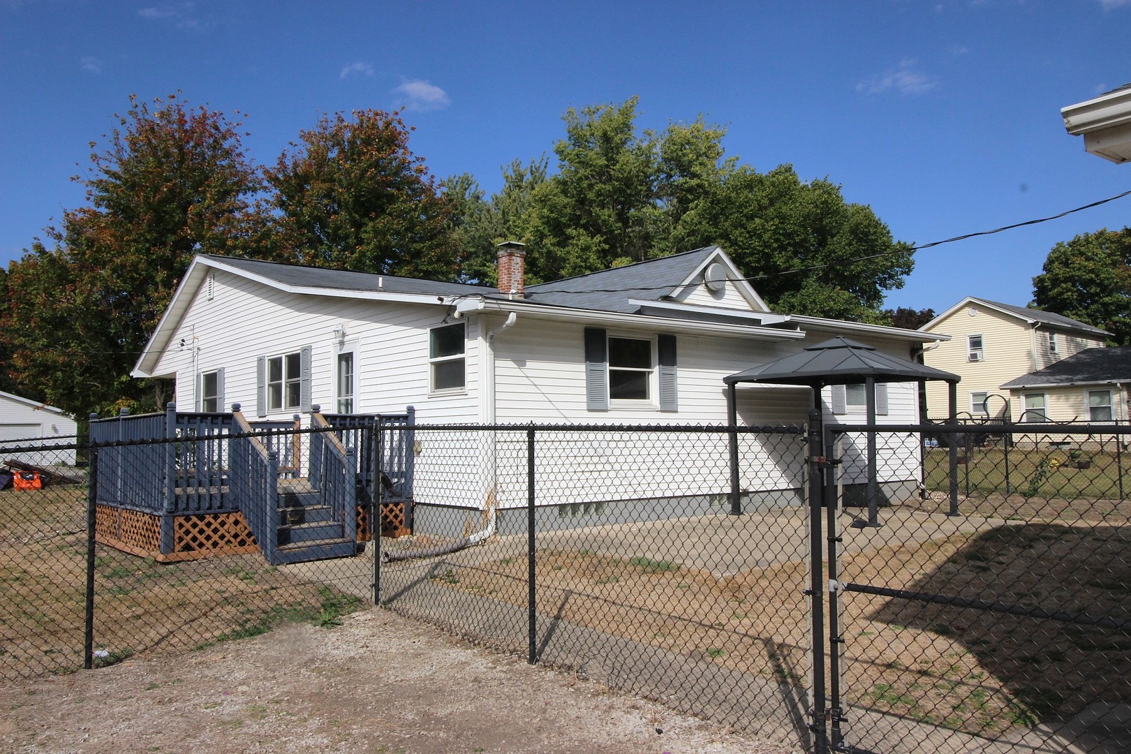 405 N Elm Street, Lexington, IL 61753