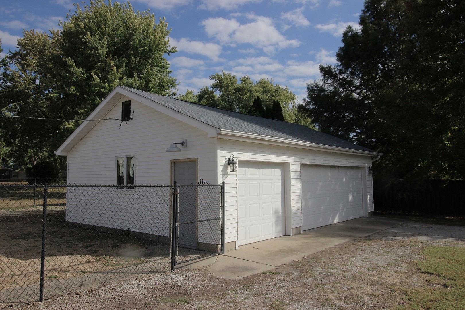 405 N Elm Street, Lexington, IL 61753