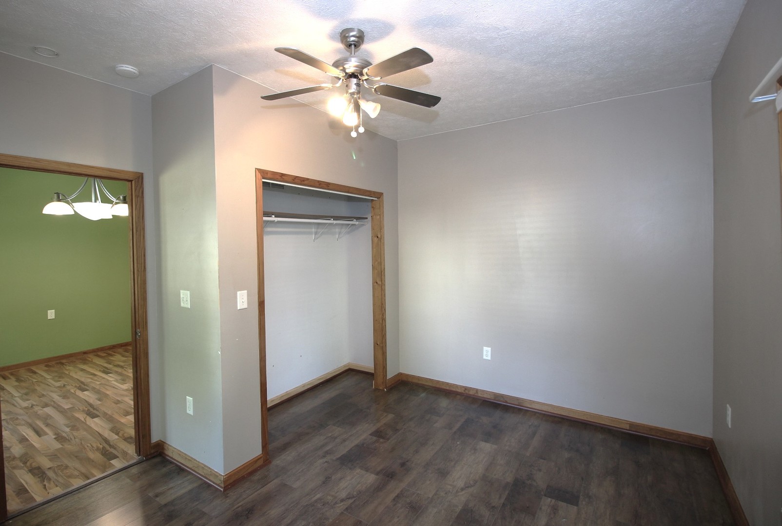 405 N Elm Street, Lexington, IL 61753