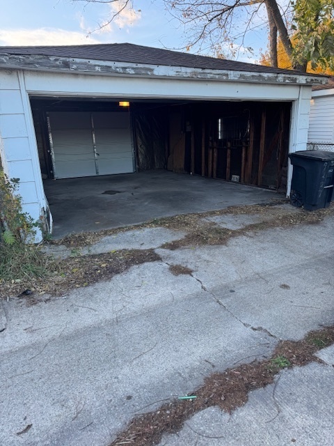 9227 S Perry Avenue, Chicago, IL 60620