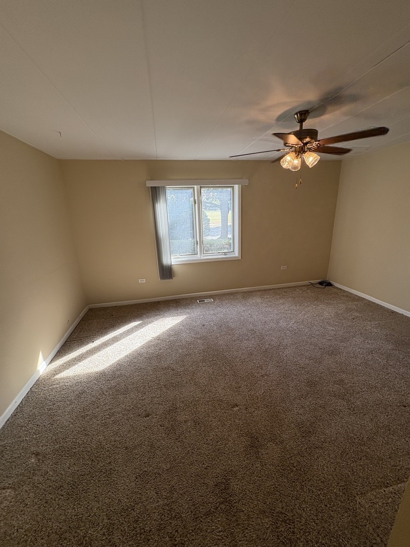 10810 S Kilpatrick Avenue #1NE, Oak Lawn, IL 60453