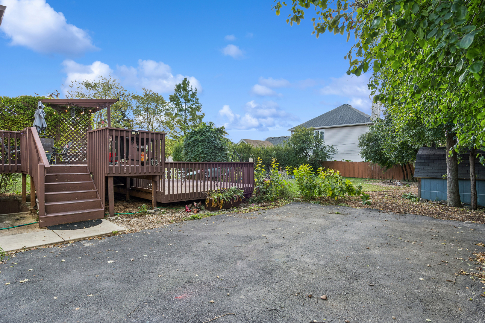 25W361 Doris Avenue, Carol Stream, IL 60188
