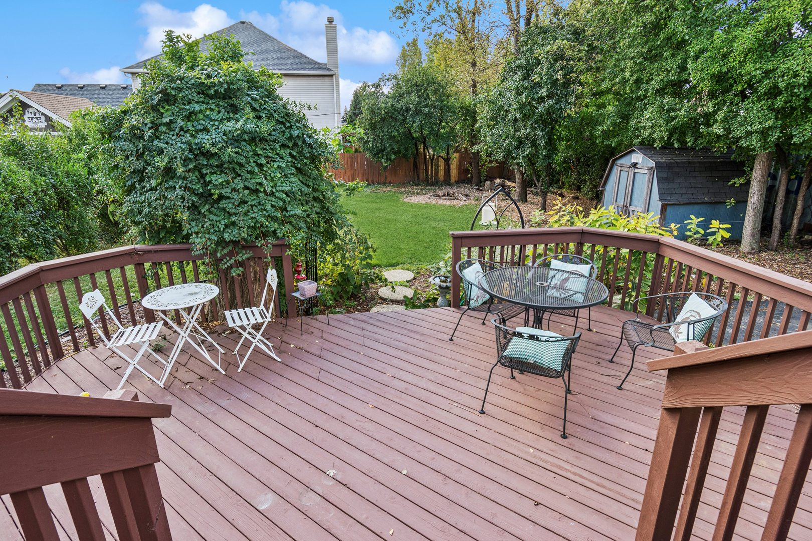 25W361 Doris Avenue, Carol Stream, IL 60188