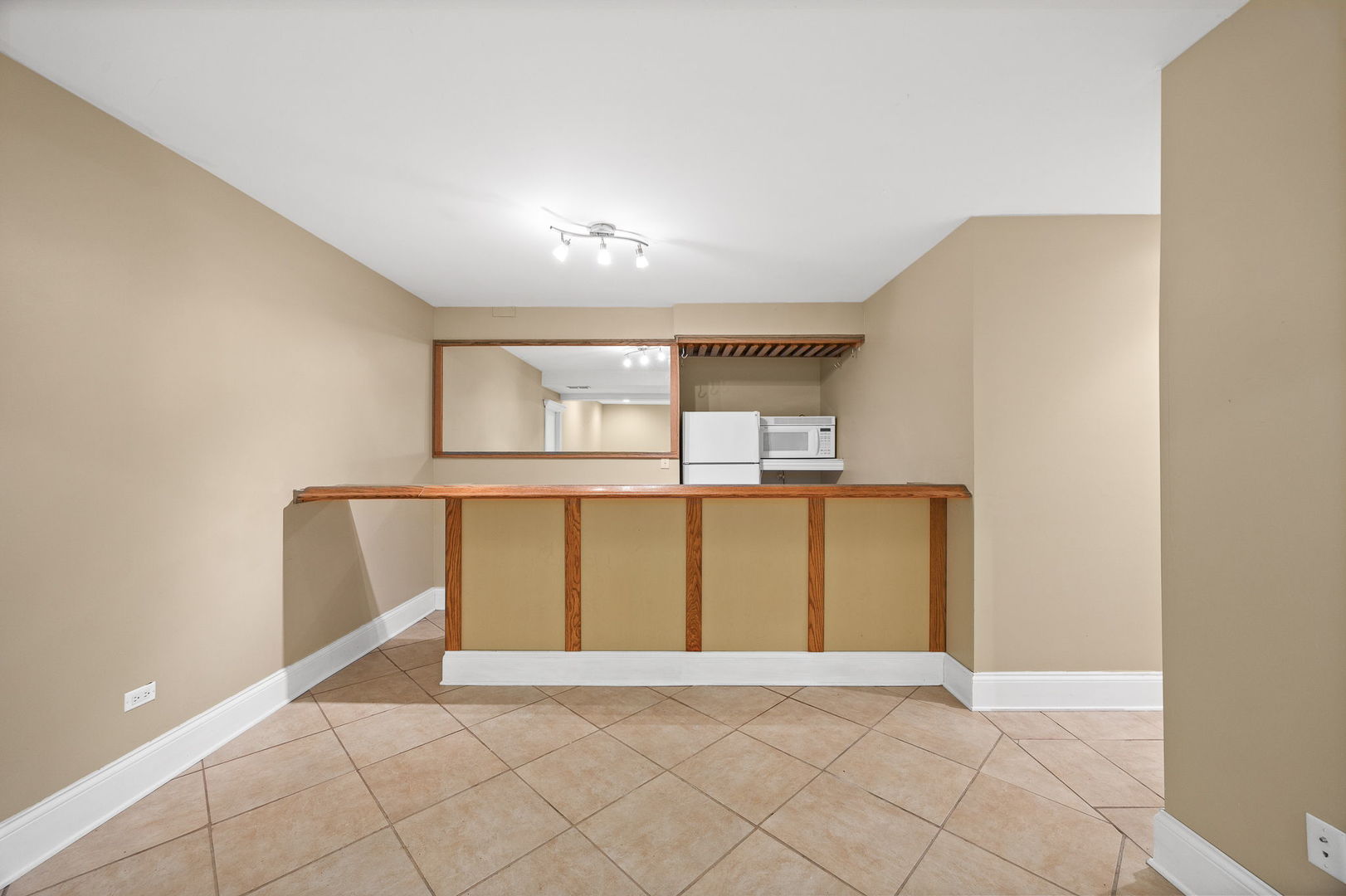 12022 S 72nd Court, Palos Heights, IL 60463