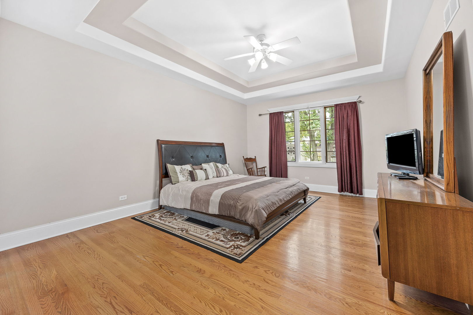 12022 S 72nd Court, Palos Heights, IL 60463