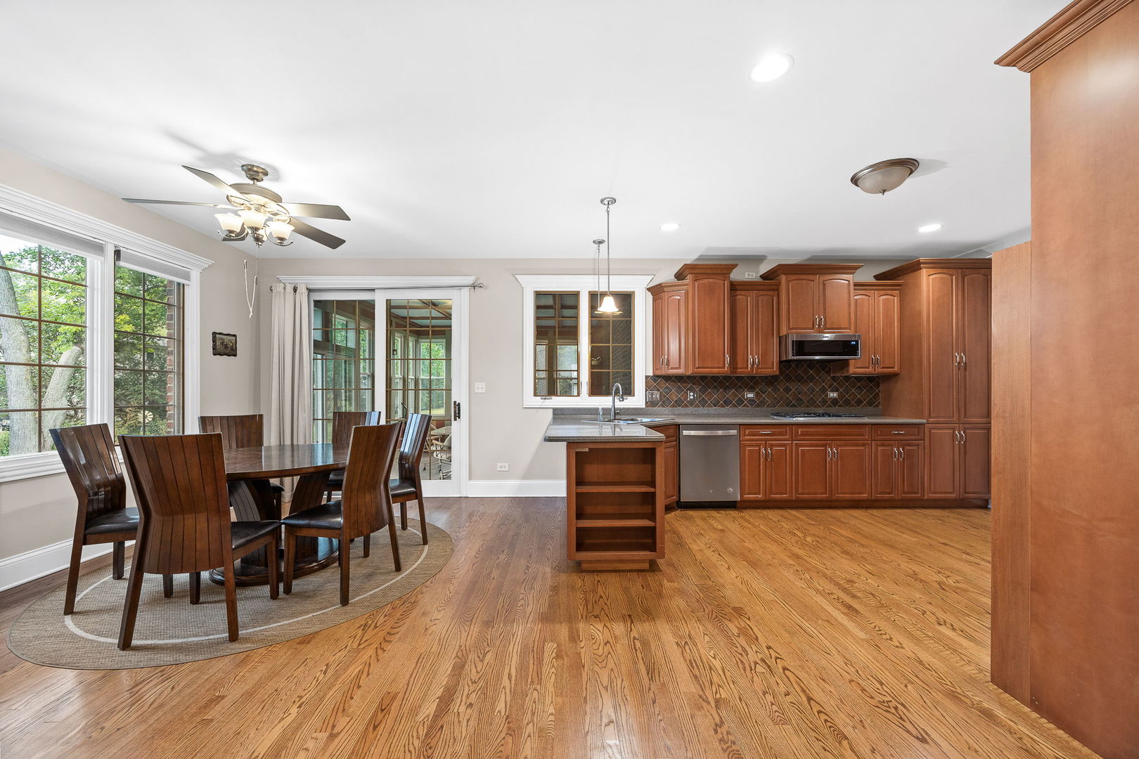 12022 S 72nd Court, Palos Heights, IL 60463